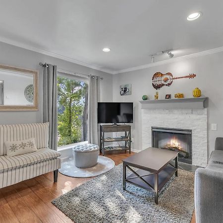Nash Star Private Condo - 2Bed, 2Bath, Sleep 6, 25 Min Walk To Broadway And All Nashville Attractions, Pool, Gym Zewnętrze zdjęcie