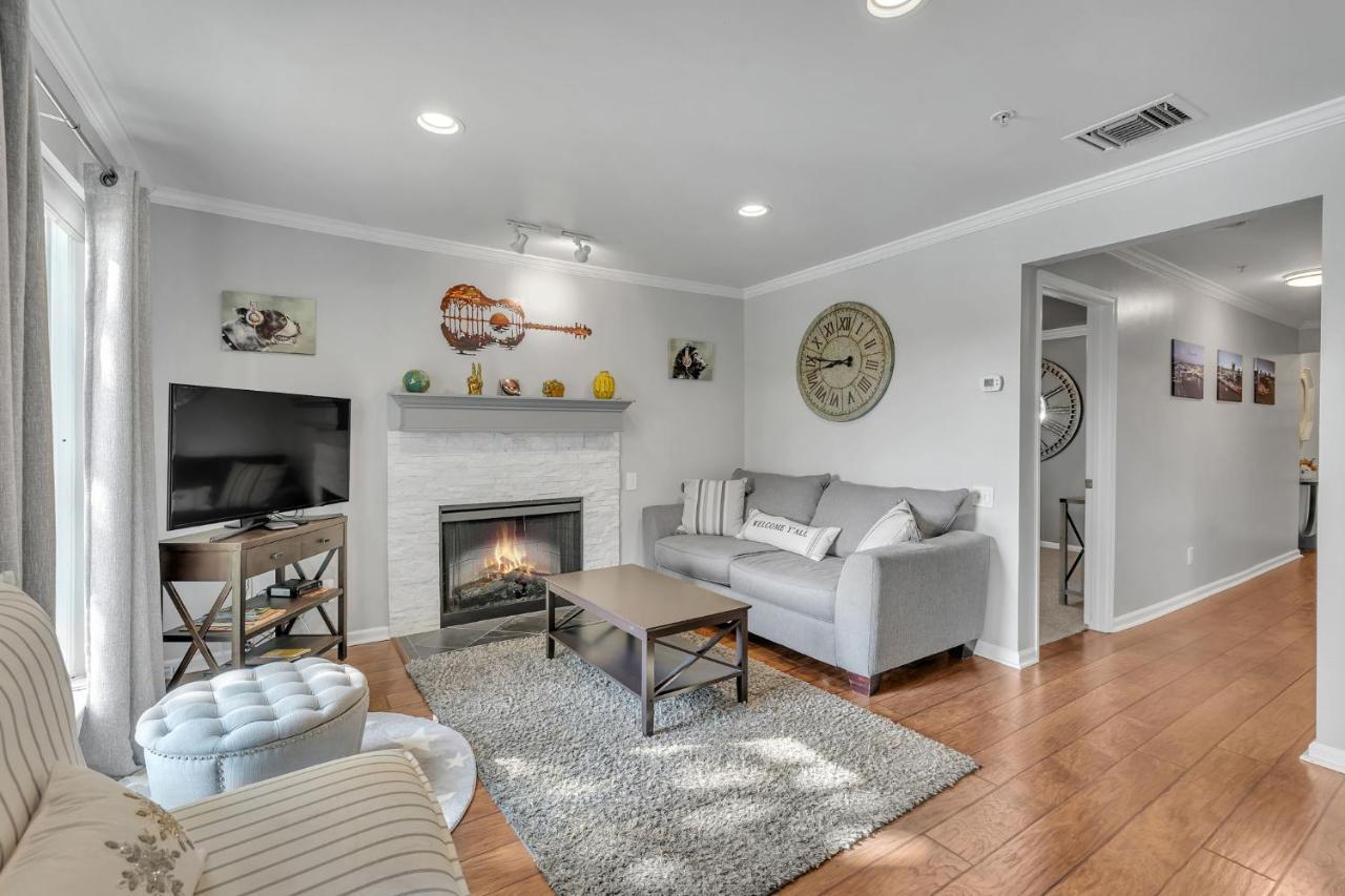 Nash Star Private Condo - 2Bed, 2Bath, Sleep 6, 25 Min Walk To Broadway And All Nashville Attractions, Pool, Gym Zewnętrze zdjęcie