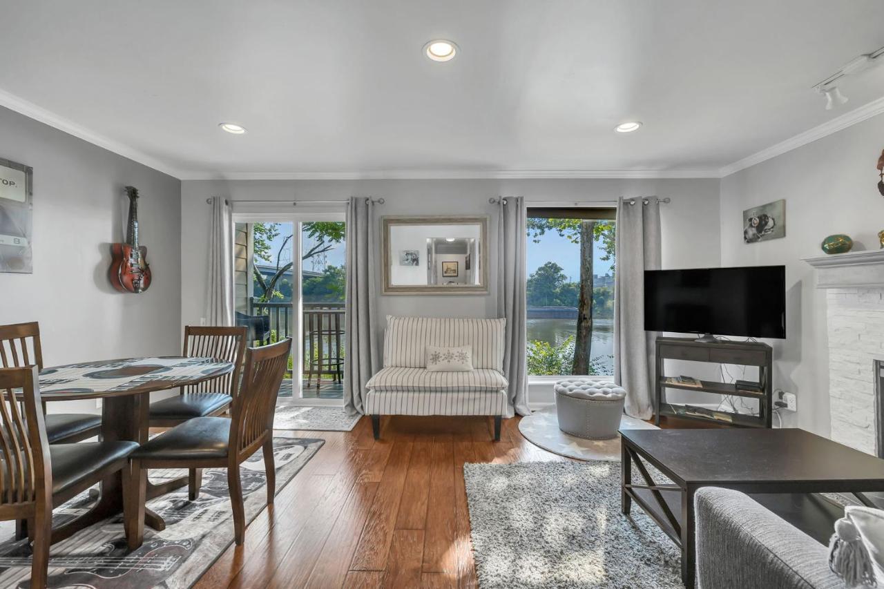Nash Star Private Condo - 2Bed, 2Bath, Sleep 6, 25 Min Walk To Broadway And All Nashville Attractions, Pool, Gym Zewnętrze zdjęcie