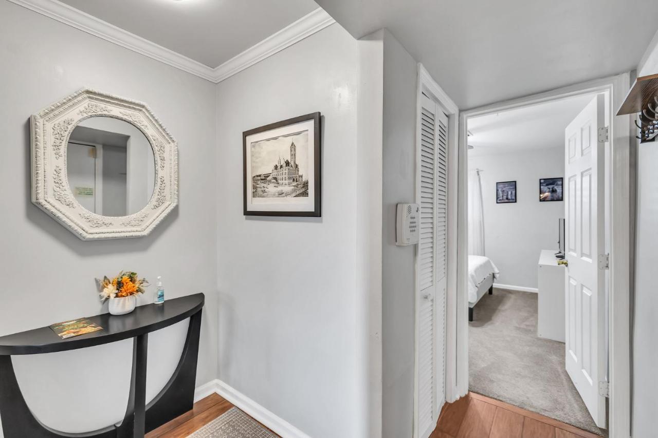 Nash Star Private Condo - 2Bed, 2Bath, Sleep 6, 25 Min Walk To Broadway And All Nashville Attractions, Pool, Gym Zewnętrze zdjęcie